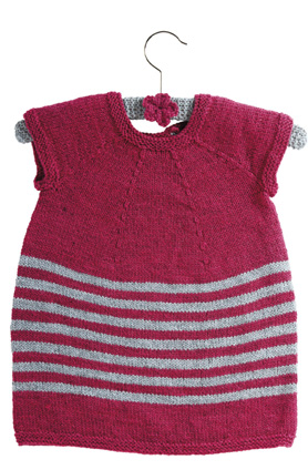 5079BC Rød kjole med striber