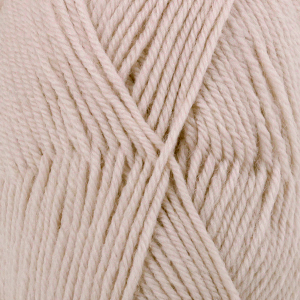 DROPS Karisma Uni Colour 71 Lys beige