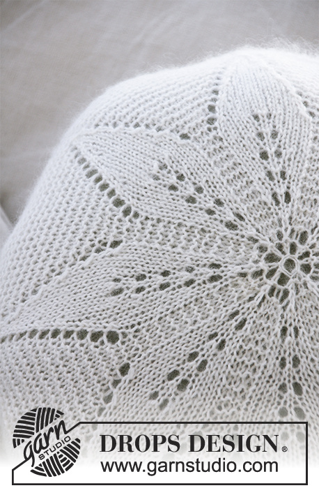 White Flower Pillow by DROPS Design