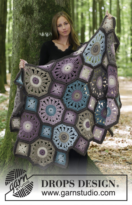 180-9 Gypsy Wagon by DROPS Design