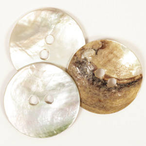 DROPS Knapper Perlemor 540 Buet hvid 34mm