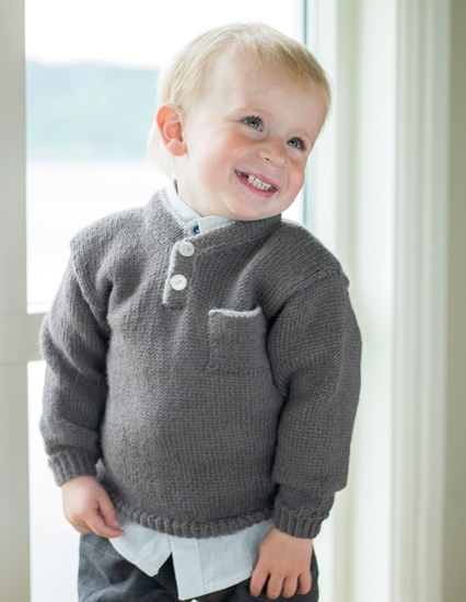 Opskrift fra DU STORE ALPAKKA fra bogen "I all enkelhet" - Design 25 - Sjarmørgenser