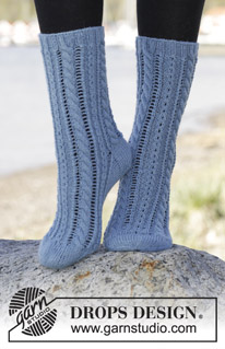 DROPS 166-28
Strikket i Fabel